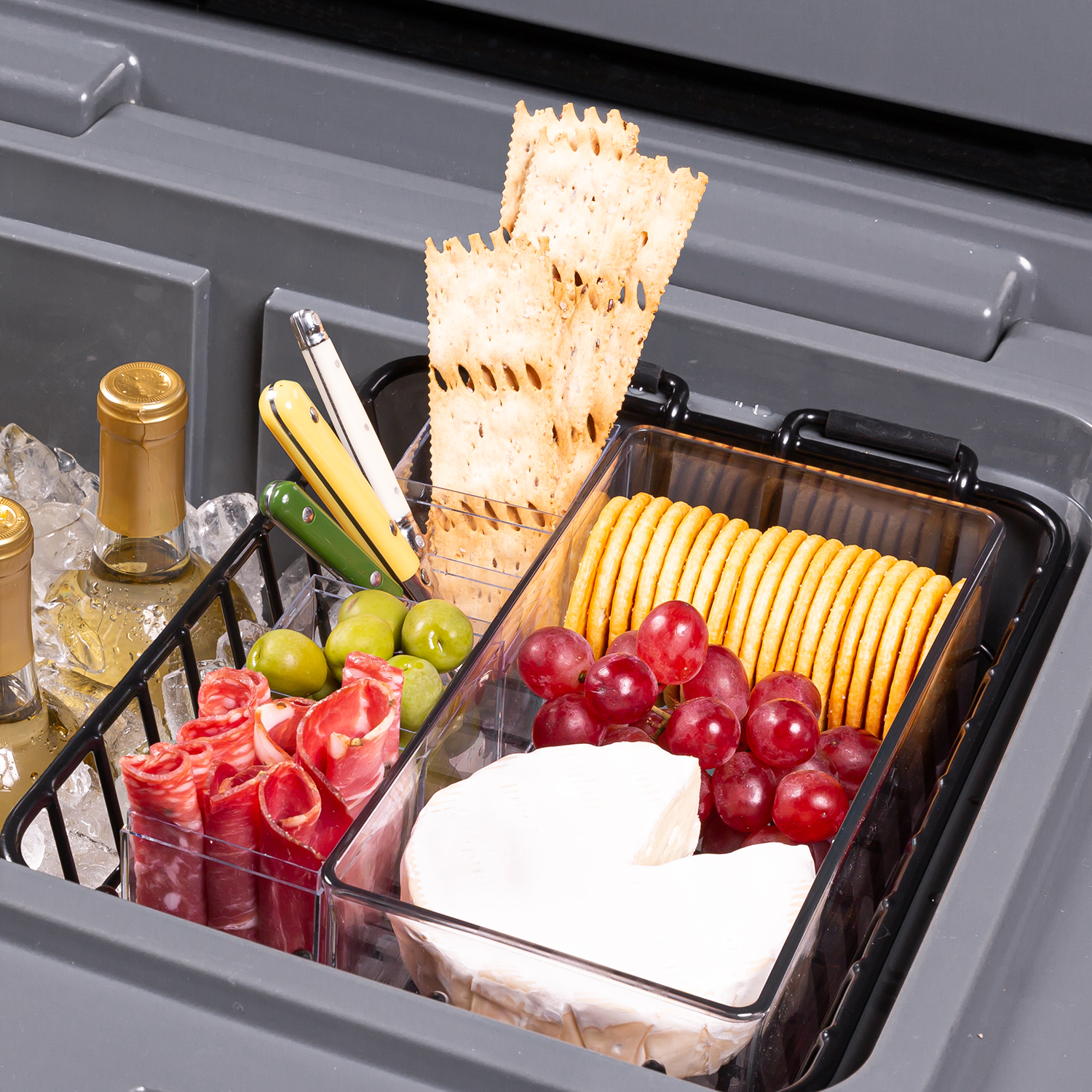 brutank-35qt-55qt-dry-rack-i0 brutank-dry-rack_accessory_alt-1.png
